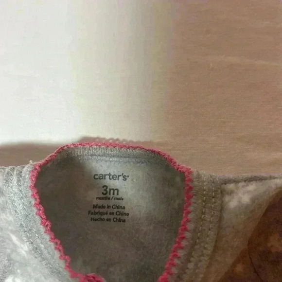 Carter’s - fleece footed snowman winter sleeper. Size 3 months - Picture 2 of 4